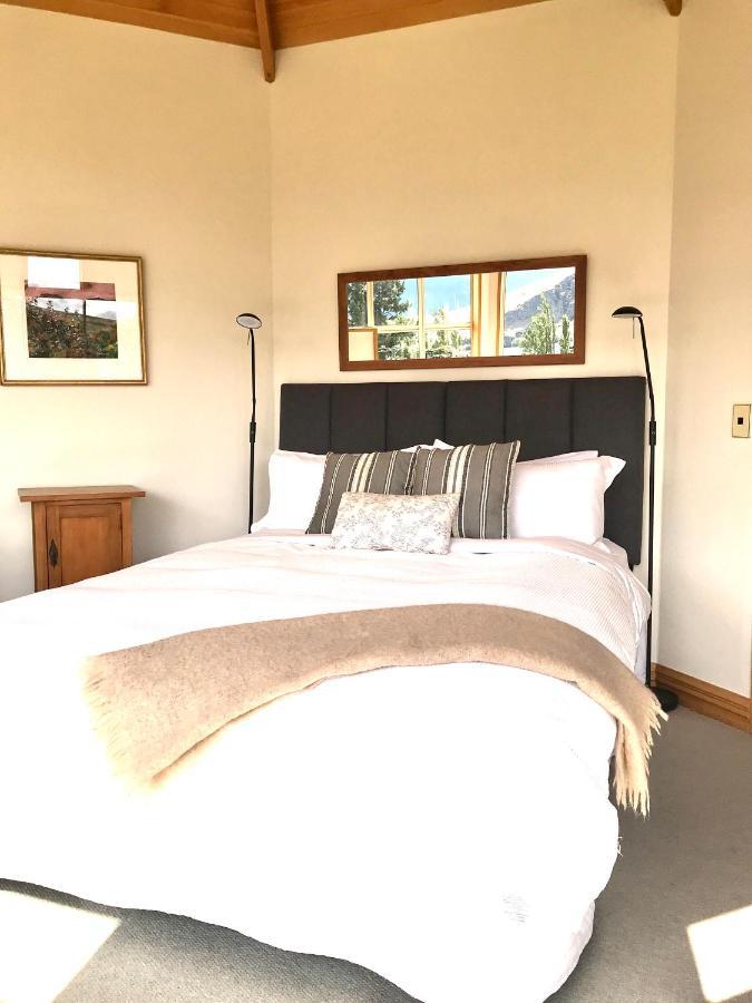 The Turret Boutique Accommodation Queenstown Exterior photo
